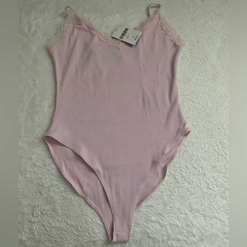 Size Large forever 21 pink bodysuit
